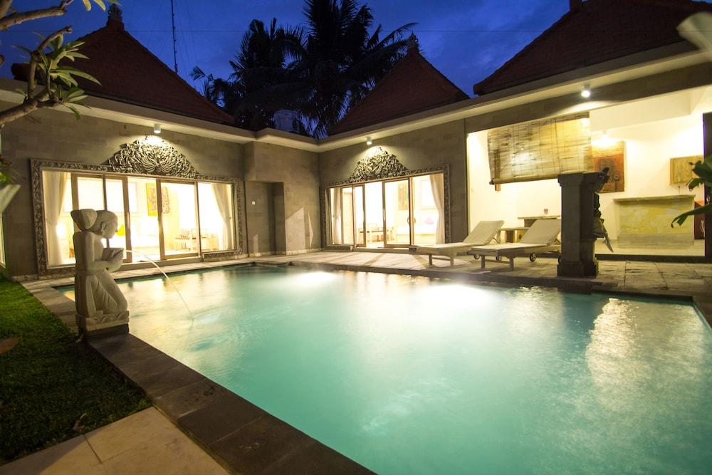Ubud Lestari Villa Eksteriør billede