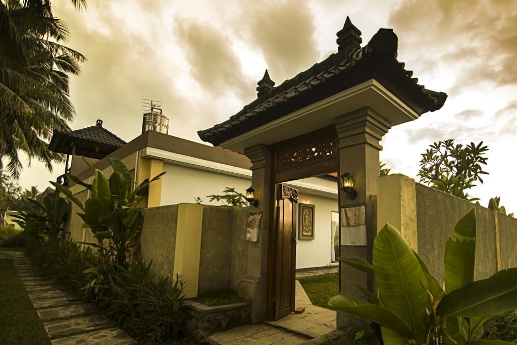 Ubud Lestari Villa Eksteriør billede