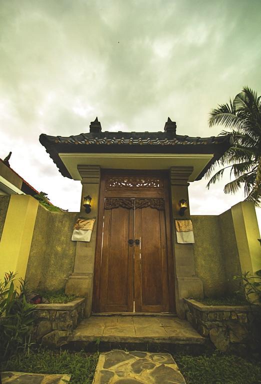 Ubud Lestari Villa Eksteriør billede